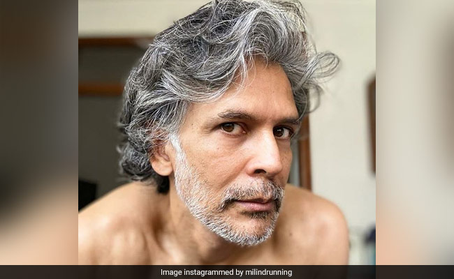 Milind Soman Has "Question Fatigue" But This Beard Or No Beard Dilemma Needs To Be Settled Right Now