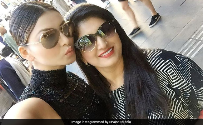 उर्वशी रौतेला ने कुछ इस तरह सेलिब्रेट किया 'मदर्स डे', इंटरनेट पर वायरल हो रही है Photo