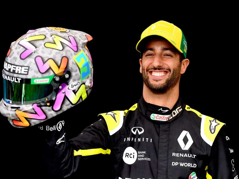 Daniel Ricciardo To Join McLaren In 2021 As Carlos Sainz Replacement