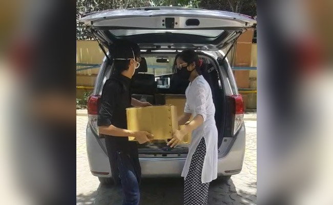Delhi Twins, Class 11 Students, Raise Money For Hazmat Suits, PPE Kits