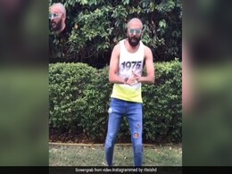 रितेश देशमुख कर रहे थे डांस, तभी आसमाान से टपकने लगे हाथ और पैर, हैरान कर देगा Video रितेश देशमुख कर रहे थे डांस, तभी आसमाान से टपकने लगे हाथ और पैर, हैरान कर देगा Video