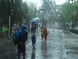 पश्चिम बंगाल में आगे बढ़ रहा चक्रवाती तूफान 'अम्फान', 10 बातें... पश्चिम बंगाल में आगे बढ़ रहा चक्रवाती तूफान 'अम्फान', 10 बातें...