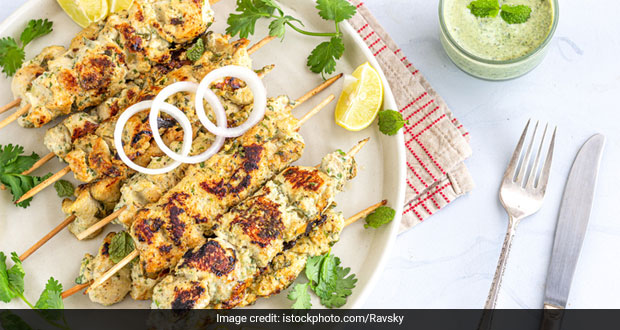 Indian Cooking Tips: How To Make Restaurant-Style Murgh Malai Tikka At Home (Recipe Inside)