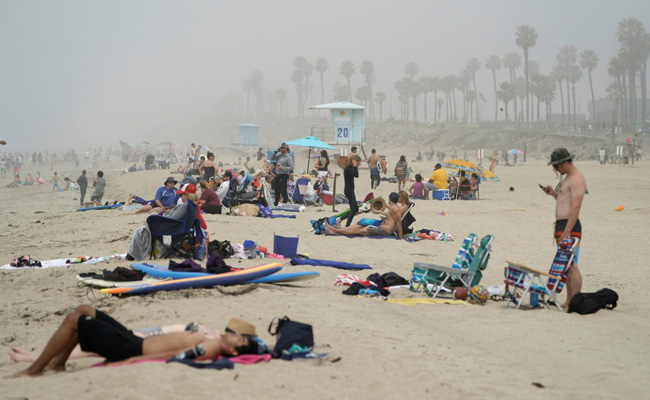 California Closes Some Beaches Where Crowds Defied Coronavirus Guidelines