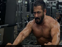 Another Day, Another Workout Pic Of Salman Khan. Courtesy Jacqueline Fernandez Another Day, Another Workout Pic Of Salman Khan. Courtesy Jacqueline Fernandez