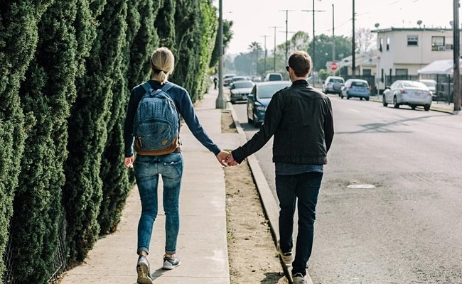Love During Lockdown: How Coronavirus Has Changed Dating