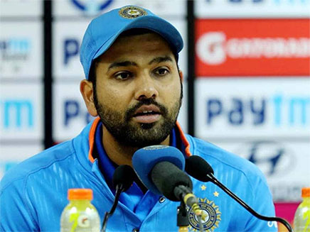 'সাংবাদিক বৈঠকে কীভাবে মাথা ঠাণ্ডা রাখেন?' নেটিজেনদের কী জবাব দিলেন রোহিত