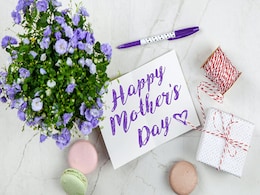 Mother's Day 2020: "हालात बुरे थे मगर अमीर बनाकर रखती थी, हम गरीब थे, ये बस हमारी माँ जानती थी", मदर्स डे पर पढ़ें  ऐसी ही दमदार शायरी Mother's Day 2020: "हालात बुरे थे मगर अमीर बनाकर रखती थी, हम गरीब थे, ये बस हमारी माँ जानती थी", मदर्स डे पर पढ़ें  ऐसी ही दमदार शायरी