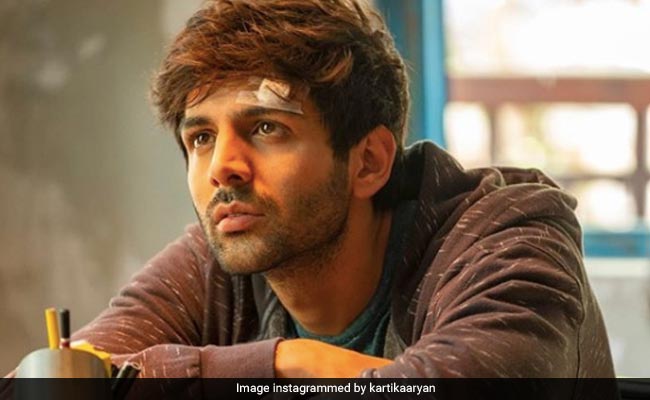Kartik Aaryan Shares A Reality Check: "You See The Camera - Bigger Than Suitcase You Brought To Mumbai"