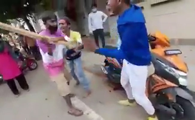 2 Abused, Kicked By Bengaluru Policeman For Scooter Stunts On Busy Road