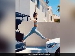 कार के साथ लड़की ने किया ऐसा करतब कि वायरल हुआ Video, लोगों ने दिए ऐसे रिएक्शन कार के साथ लड़की ने किया ऐसा करतब कि वायरल हुआ Video, लोगों ने दिए ऐसे रिएक्शन