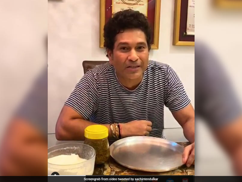 Sachin Tendulkar Asks Yuvraj Singh "Paranthe Kithe Hai?" In Reply To 'Keep it Up' Challenge