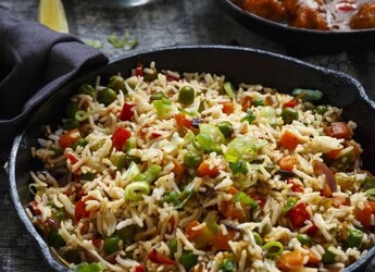 Celebrate The Weekend By Indulging In These 5 Delicious Veg Fried Rice Recipes Celebrate The Weekend By Indulging In These 5 Delicious Veg Fried Rice Recipes