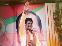 झारखंड: यौन शोषण और रंगदारी मामले के आरोपी बीजेपी MLA ढुल्लू महतो ने किया सरेंडर, जेल भेजा गया झारखंड: यौन शोषण और रंगदारी मामले के आरोपी बीजेपी MLA ढुल्लू महतो ने किया सरेंडर, जेल भेजा गया