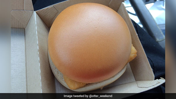 Twitterati Want This Burger Bun To 'Drop Skincare Routine', Thread Will Leave You In Splits