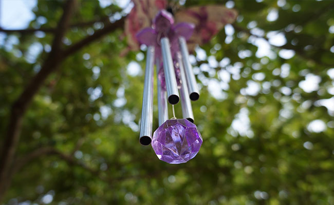 DIY Wind Chimes To Tune Up Your Home