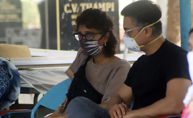 Aamir Khan And Kiran Rao Attend Funeral Of Their Assistant Amos