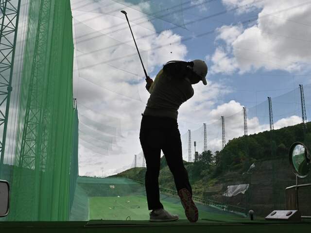 LPGA Players Permitted To Carry Their Own Bags: Report LPGA Players Permitted To Carry Their Own Bags: Report