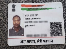 झांसी पहुंची श्रमिक एक्सप्रेस के टॉयलेट में मिला प्रवासी मजदूर का शव, जेब से मिले 28 हजार रुपये झांसी पहुंची श्रमिक एक्सप्रेस के टॉयलेट में मिला प्रवासी मजदूर का शव, जेब से मिले 28 हजार रुपये