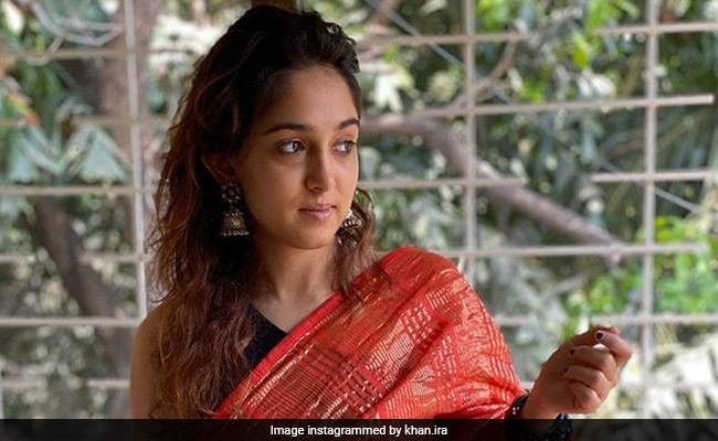Eid 2020: Aamir Khan, Daughter Ira And Her "Successfully-Self-Draped-Saree" Send Their Wishes