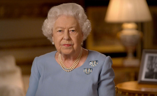 Queen Elizabeth, 95, Tests Positive For Covid