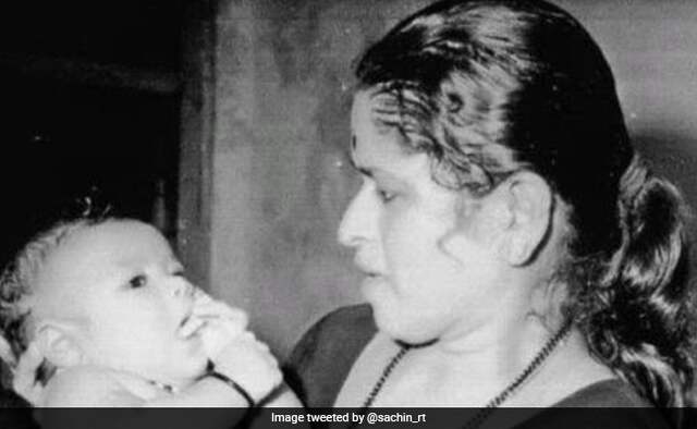 Sachin ,Kohli, harbhajan celebrate Mothers Day cricket fraternity wishes Sachin ,Kohli, harbhajan celebrate Mothers Day cricket fraternity wishes