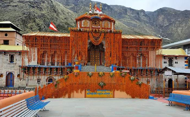 1 जुलाई से उत्तराखंड के श्रद्धालुओं कर सकेंगे चार धाम के दर्शन