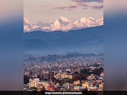 Kathmandu Gets A Glimpse Of Mount Everest From 200 Km Away. Pics Are Viral Kathmandu Gets A Glimpse Of Mount Everest From 200 Km Away. Pics Are Viral