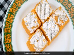 Diwali 2020: Why Eat Adulterated Kaju Katli When You Can Make It At Home? (Recipe) Diwali 2020: Why Eat Adulterated Kaju Katli When You Can Make It At Home? (Recipe)