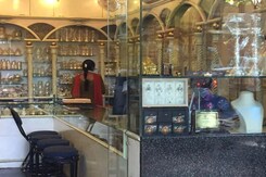 Shops Open In Bengaluru In Extended Lockdown, But Get Few Customers Shops Open In Bengaluru In Extended Lockdown, But Get Few Customers