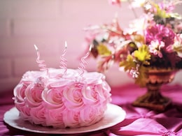 सावधान! केक के ऊपर आप भी जलाते हैं अनार कैंडल, जानिए किस तरह सेहत को पहुंचाते हैं नुकसान