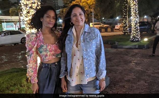 "<i>Screenshot Toh Crop Kar Lo</i>": Masaba Gupta's ROFL Comment On Mom Neena Gupta's "Missing My Baby" Post