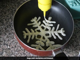 Indian Kitchen Tips: How To Make Non-Stick Coating On A Pan Last Longer (Watch Video) Indian Kitchen Tips: How To Make Non-Stick Coating On A Pan Last Longer (Watch Video)
