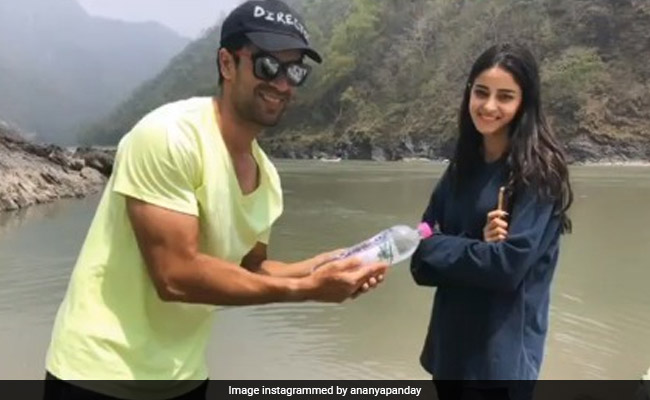 Ananya Panday And Other Celebs Wish <i>Student Of The Year 2</i> Director Punit Malhotra On His Birthday