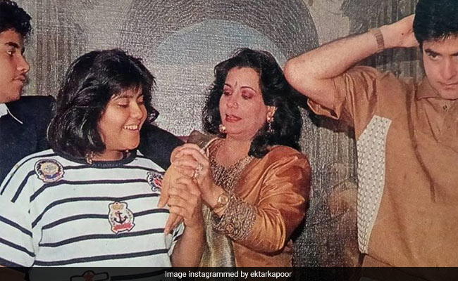 "We Have Come A Long Way": Ekta Kapoor Shares A Throwback Pic With Jeetendra, Shobha And Tusshar Kapoor