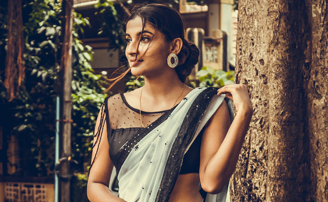 Stock Up Your Ethnic Wardrobe With These Graceful Georgette <i>Sarees</i>