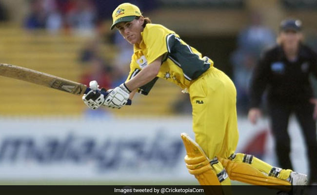 सचिन तेंदुलकर नहीं बल्कि इस खिलाड़ी ने जमाया है वनडे का पहला दोहरा शतक