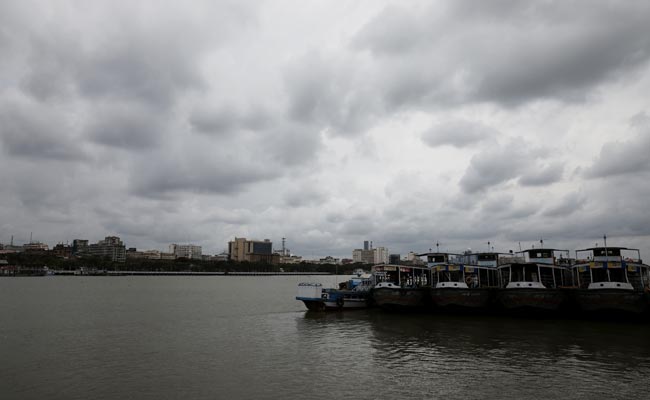 Cyclone Amphan: ओडिशा और बंगाल में भारी बारिश और आंधी, करीब पहुंचा चक्रवाती तूफान अम्फान, 10 बातें