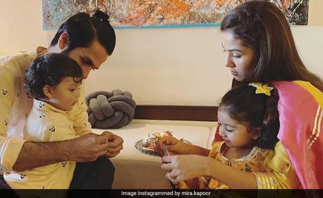 Here's What Mira Kapoor Said About Daughter's Adorable Cake For Dad Shahid