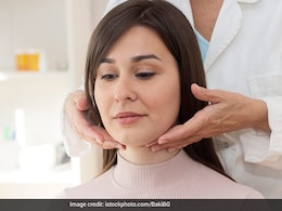 Yoga For Thyroid: थायराइड को कंट्रोल करने में मदद करेंगे ये योगासन और देसी उपाय, आजमाकर जरूर देखें Yoga For Thyroid: थायराइड को कंट्रोल करने में मदद करेंगे ये योगासन और देसी उपाय, आजमाकर जरूर देखें