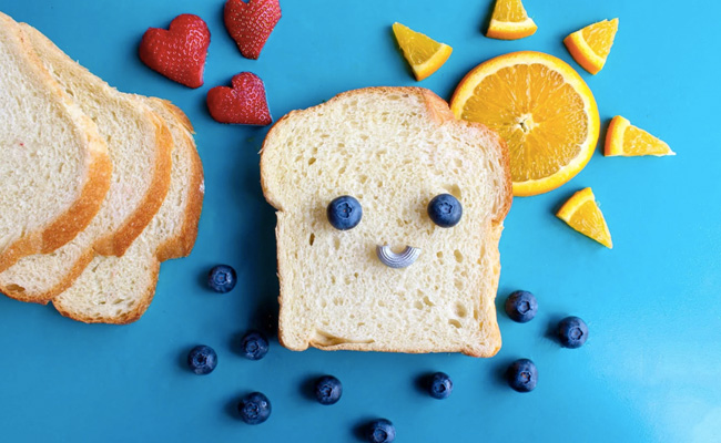 Keep Your Toddler Cool This Summer With These 6 Superfoods