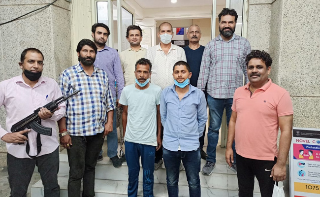 लॉकडाउन में प्रवासी मजदूरों के नाम पर बने ई-पास के जरिए कर रहे थे ड्रग्स की तस्करी, पुलिस ने किया गिरफ्तार