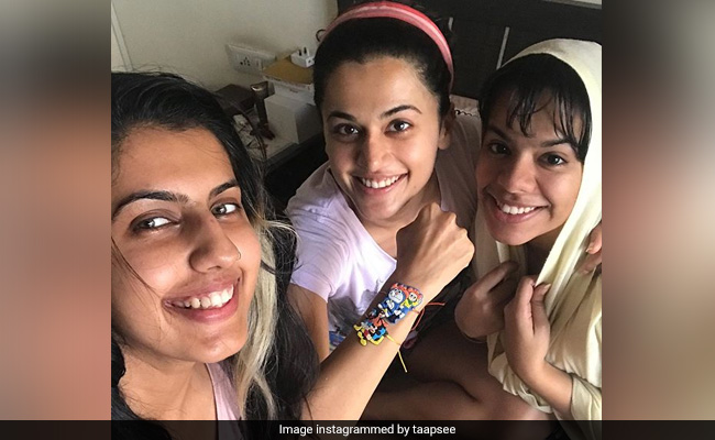 When Taapsee Pannu Forced Her Siblings To Tie Her A <i>Rakhi</i>