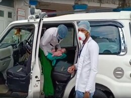 महिला मजदूर को अचानक होने लगी प्रसव पीड़ा, SDM ने एंबुलेंस का इंतजार न कर खुद की गाड़ी भेजी और फिर... महिला मजदूर को अचानक होने लगी प्रसव पीड़ा, SDM ने एंबुलेंस का इंतजार न कर खुद की गाड़ी भेजी और फिर...