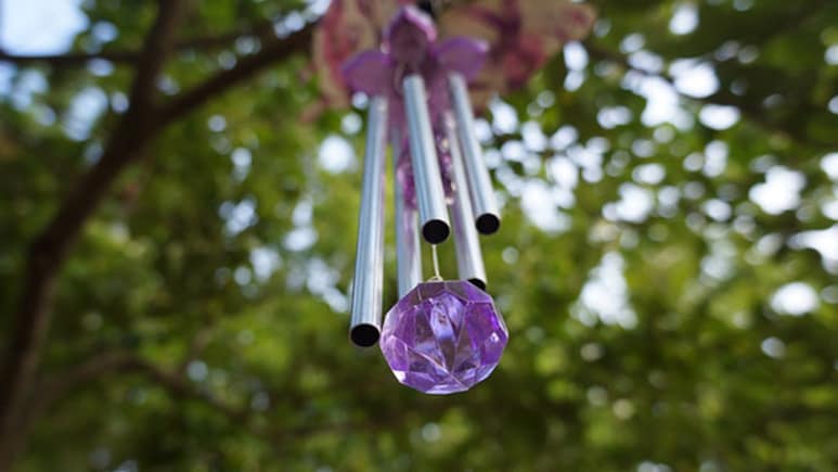 Wind Chime: घर की सुंदरता को बढ़ाने ही नहीं पॉजिटिव एनर्जी भी लाती है इतनी छड़ वाली विंड चाइम्स