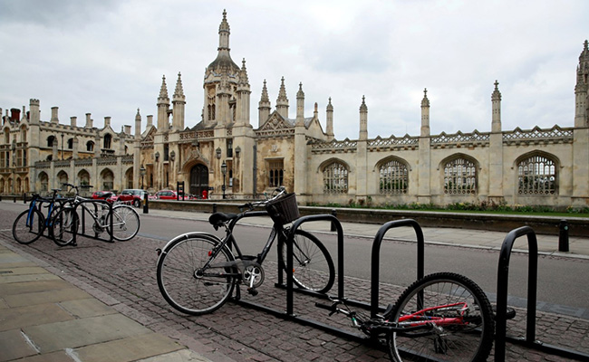 Cambridge University Aims For Autumn Trials Of COVID Vaccine After UK Funding Boost