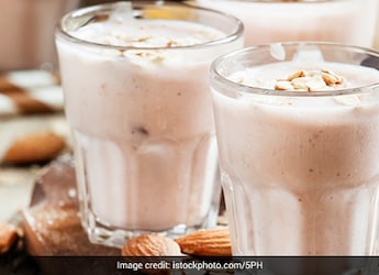 Make Restaurant-Style Badaam (Almond) Milkshake In Just 10 Minutes - Here's The Secret Tip Make Restaurant-Style Badaam (Almond) Milkshake In Just 10 Minutes - Here's The Secret Tip