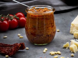 Tomato-Capsicum Chutney Recipe: The New Way To Make Your Food Taste Better