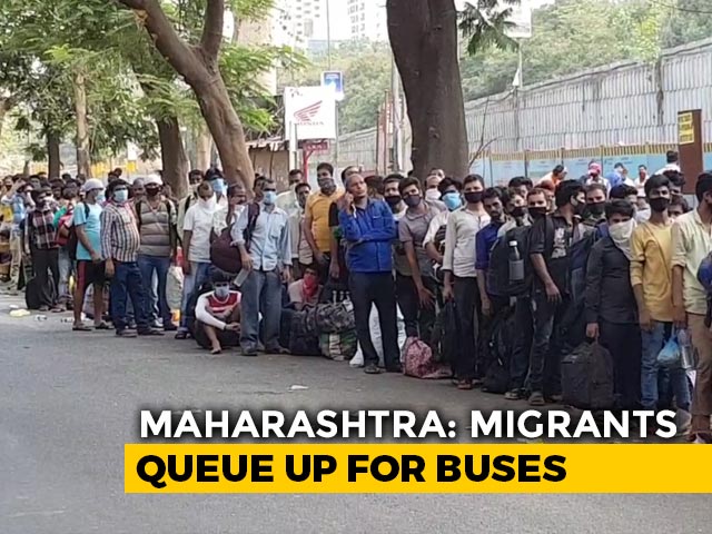 A Bus Queue Over 1.5 km Long Near Mumbai Started Forming Last Night