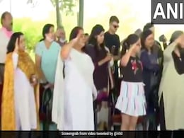 Fighting Tears, Wife, Daughter Salute Colonel Killed In Action In J&K's Handwara Fighting Tears, Wife, Daughter Salute Colonel Killed In Action In J&K's Handwara